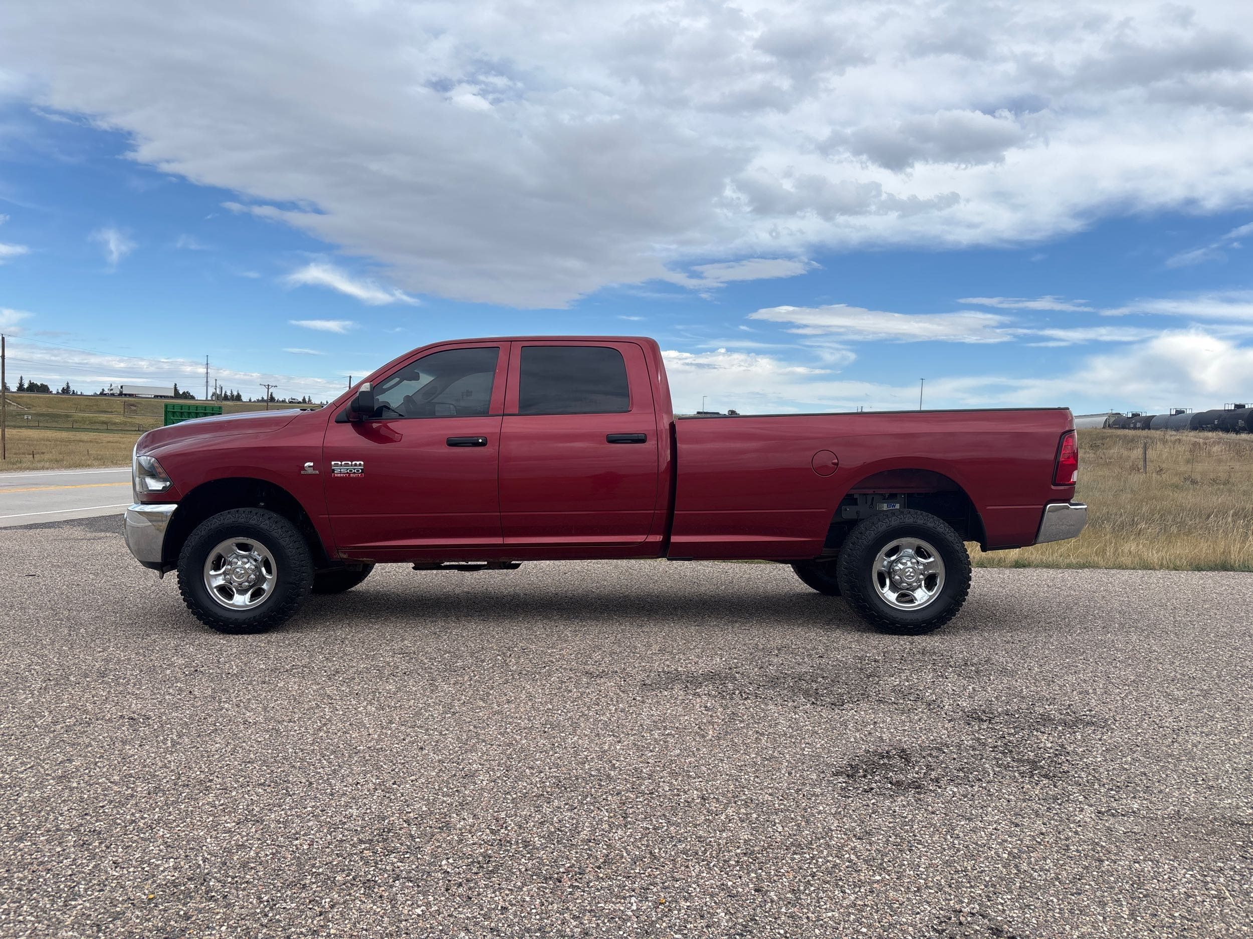 2012 Ram 2500 ST photo 2