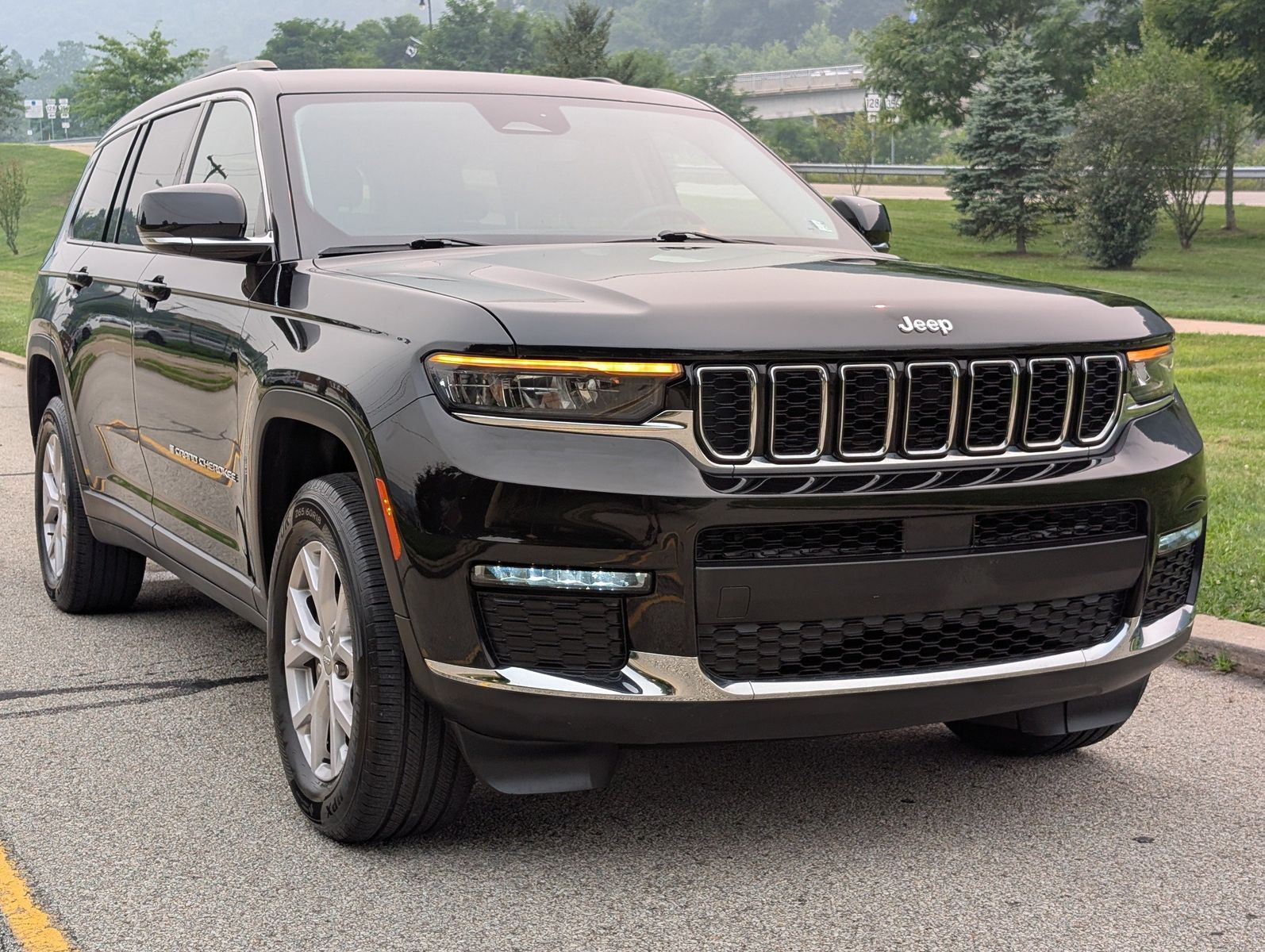 2022 Jeep Grand Cherokee L 2