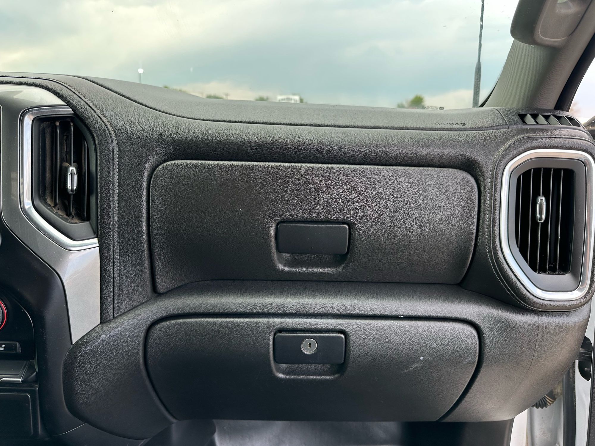 2022 Chevrolet Silverado 3500HD LT photo 19