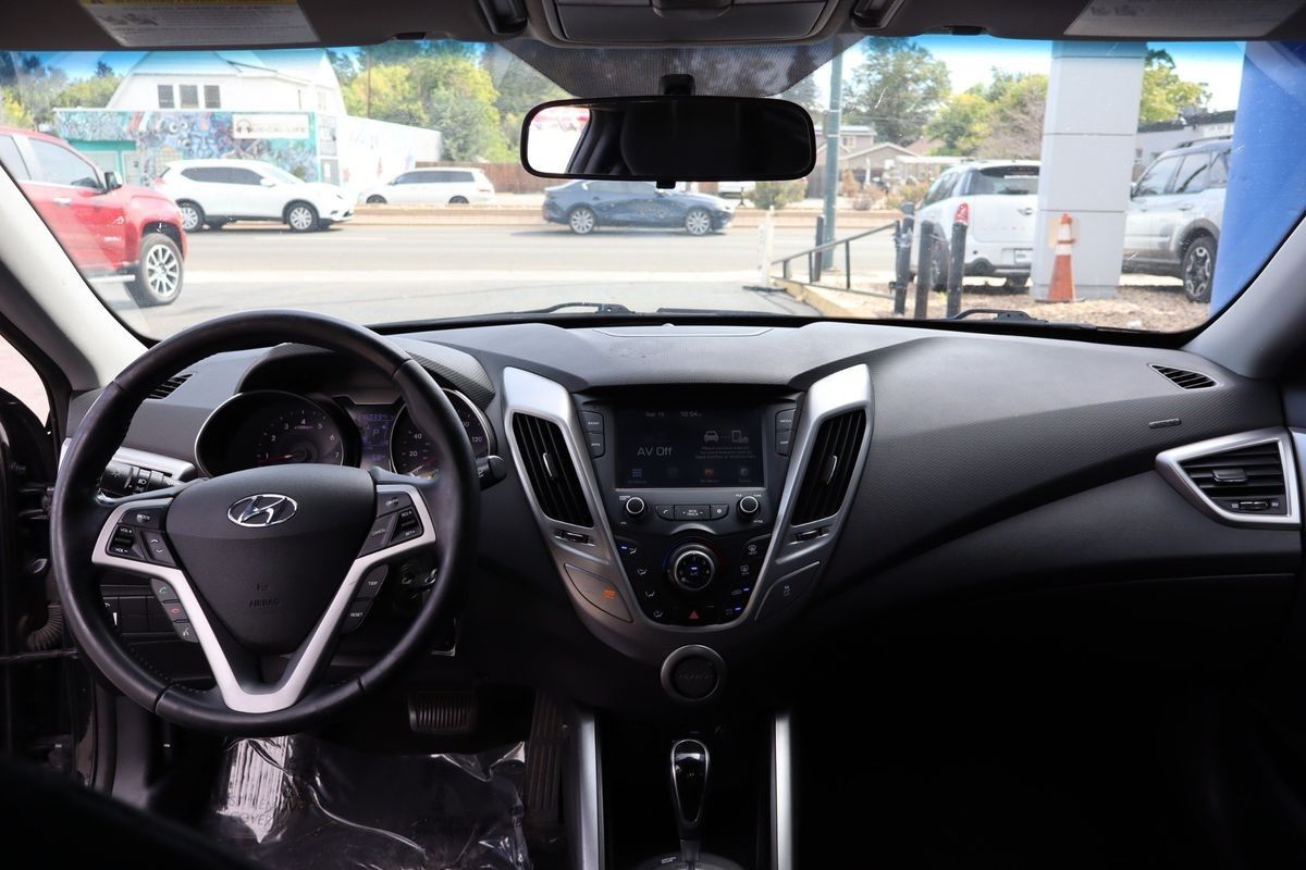 2017 Hyundai VELOSTER 