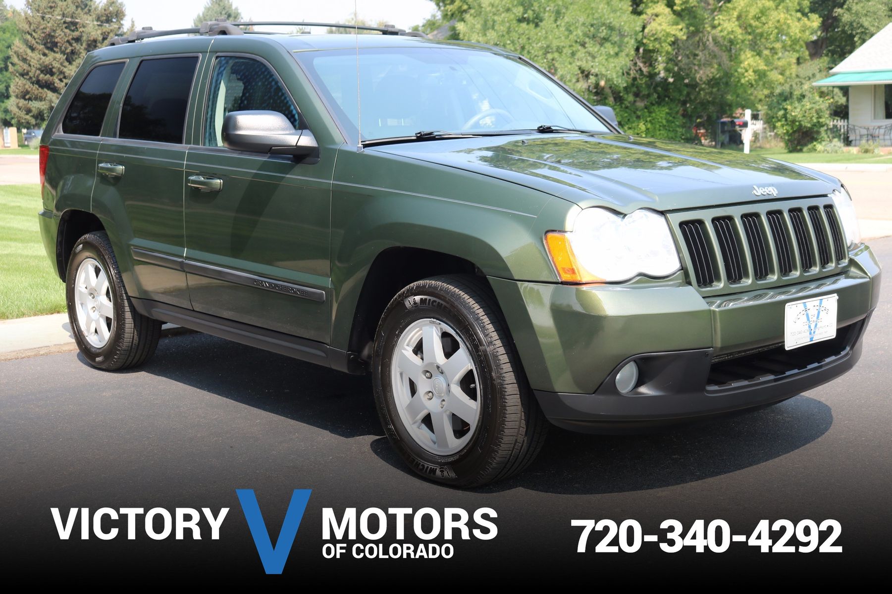 2009 Jeep Grand Cherokee Laredo | Victory Motors of Colorado