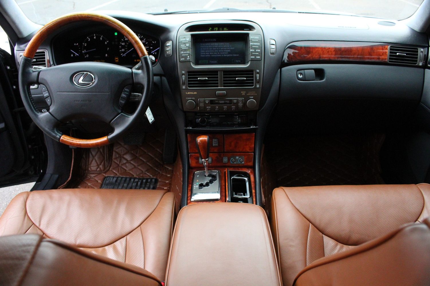 Lexus ls430 interior