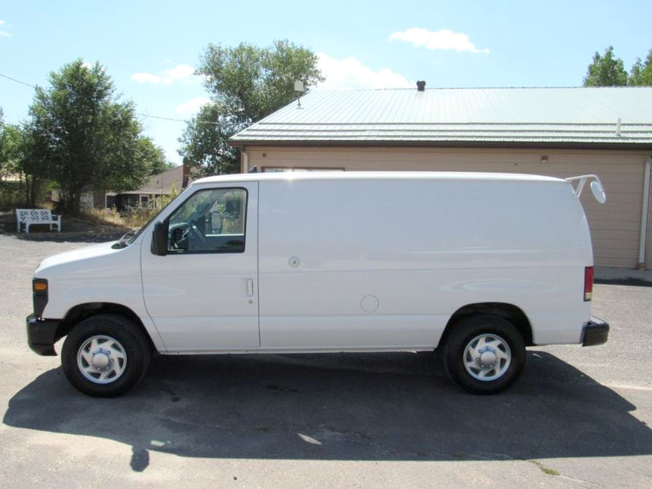 2011 Ford E-250 photo 5