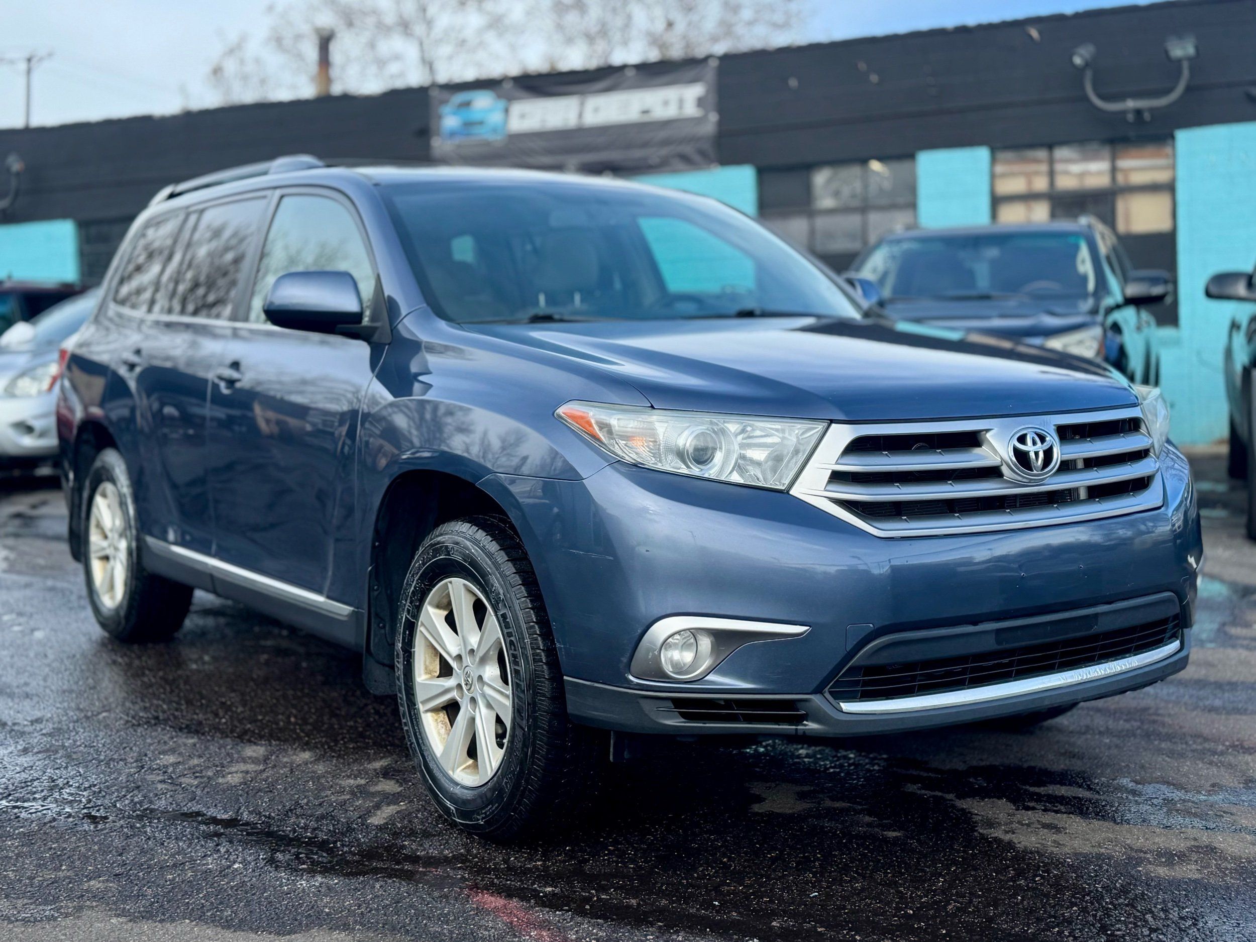 2012 Toyota Highlander SE