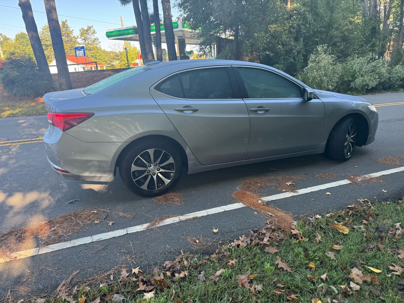 2015 Acura TLX Technology photo 8