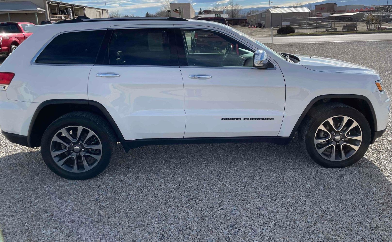 18 Jeep Grand Cherokee Limited Poll Motor 18 Jeep Grand Cherokee Limited Poll Motor