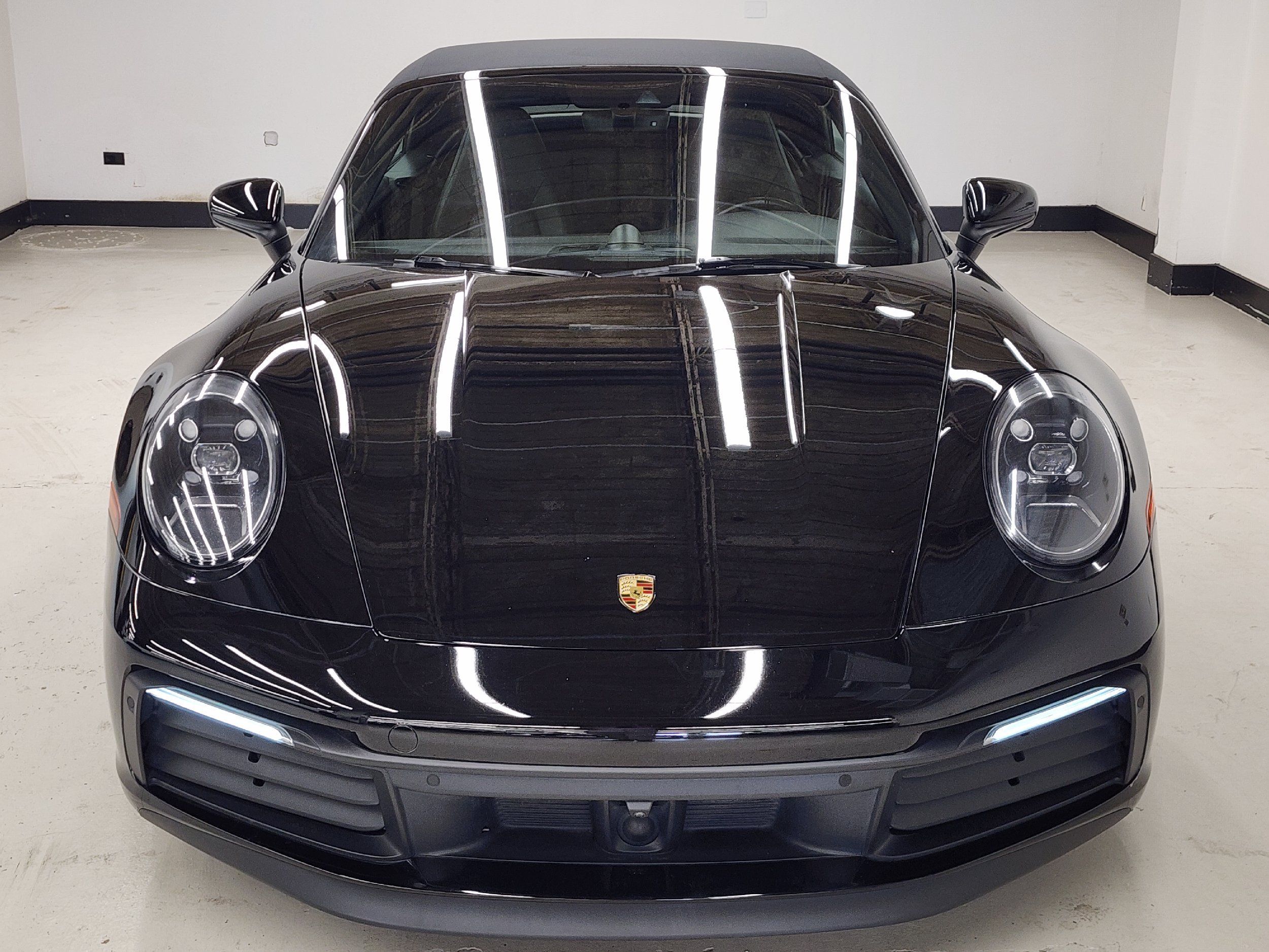 2020 Porsche 911 4S Cabriolet photo 3