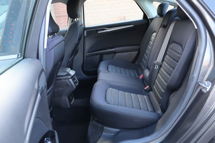 2016 Ford Fusion SE | Victory Motors of Colorado