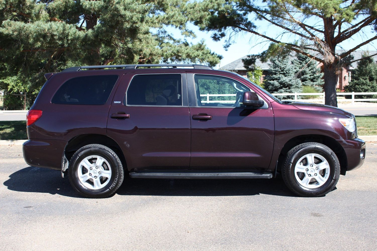 Toyota sequoia sr5