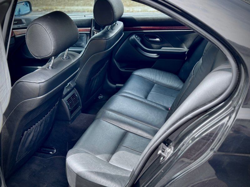 2003 BMW 5 Series 525i - Photo 10