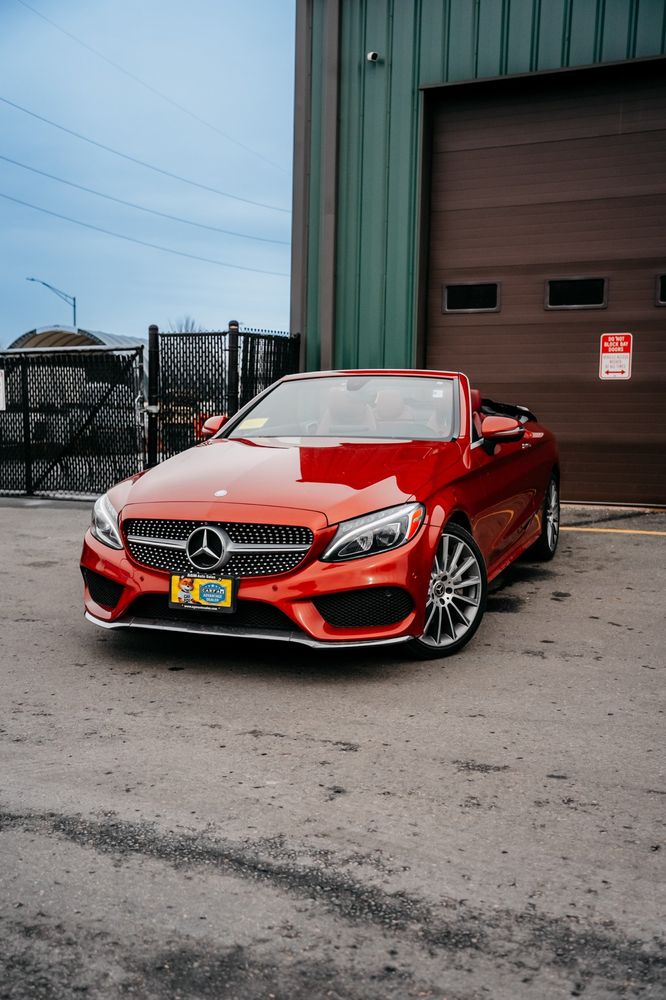 2017 Mercedes-Benz C-Class Base's photo