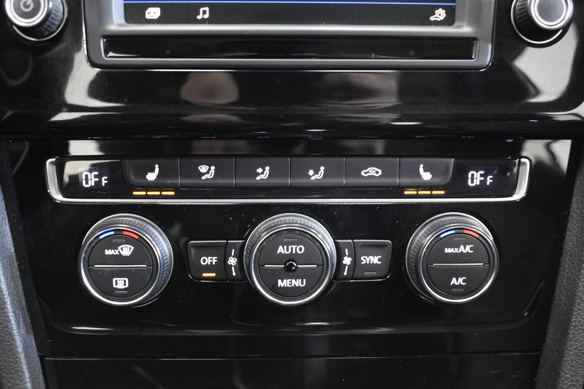 2017 Volkswagen Golf SportWagen TSI SEL