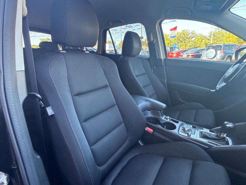 2016 Mazda CX-5 Touring photo 12