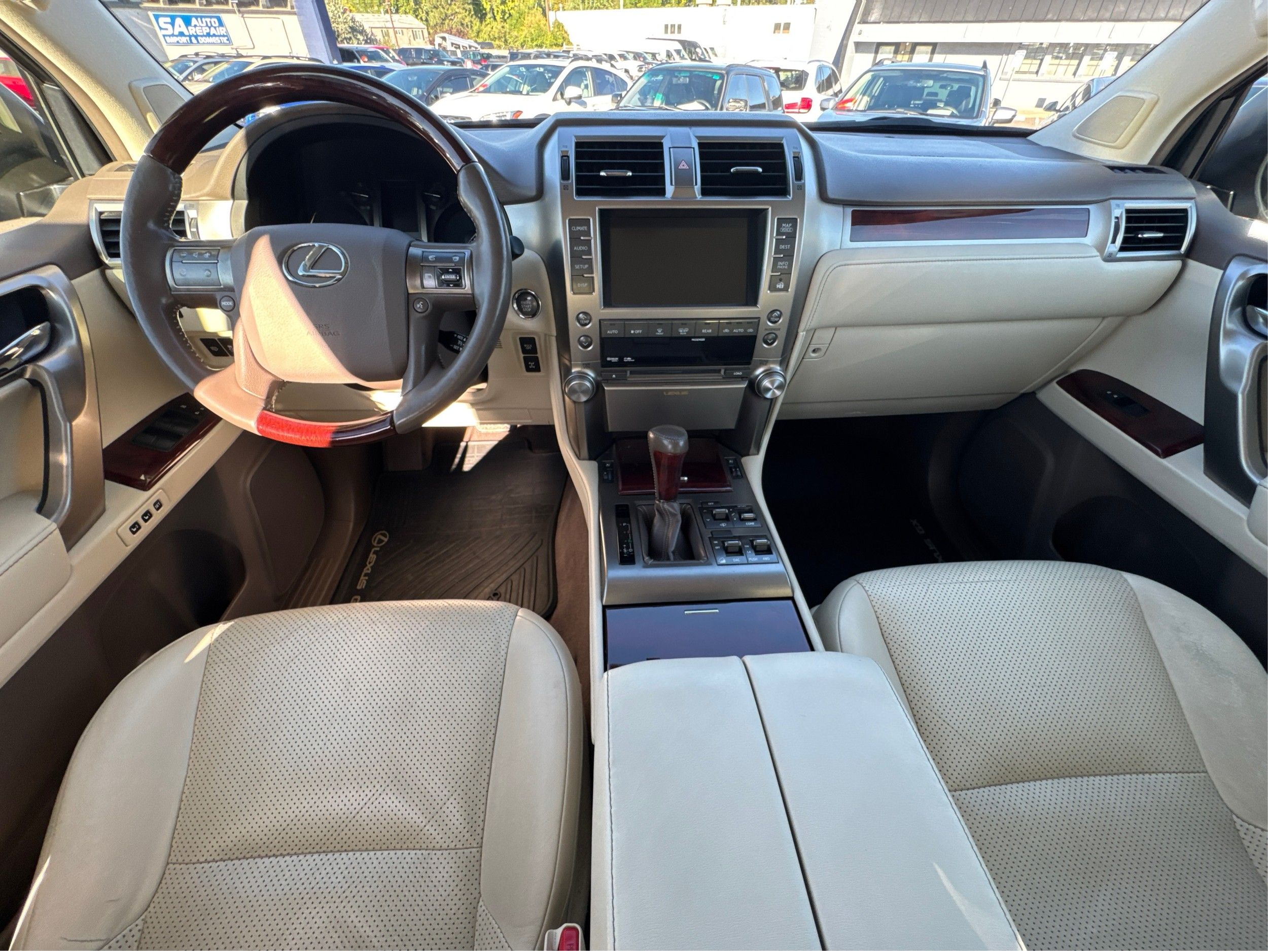 2012 Lexus GX 460 Premium photo 27