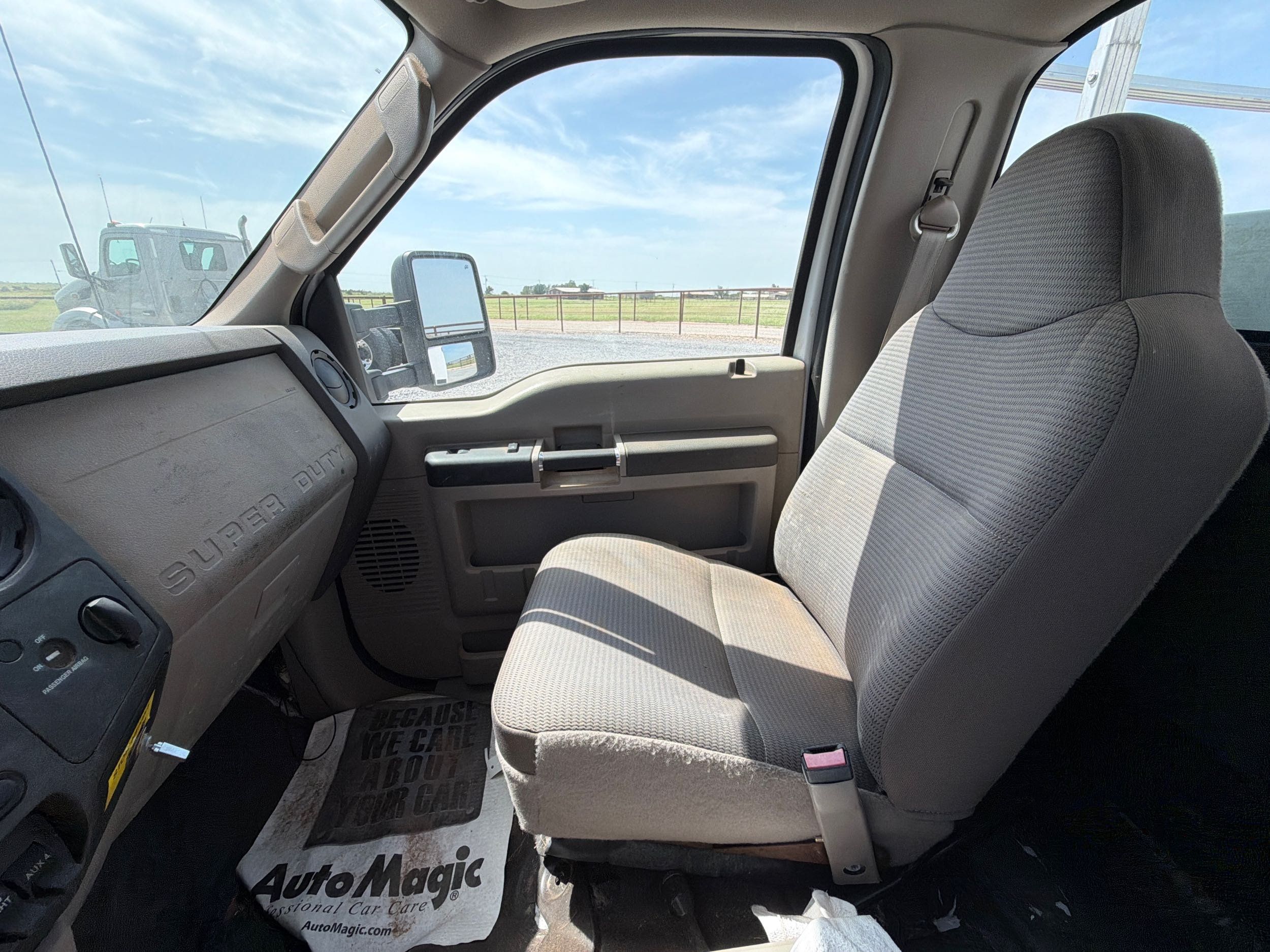 2008 Ford F-450 Super Duty Chassis Cab XLT - Photo 20