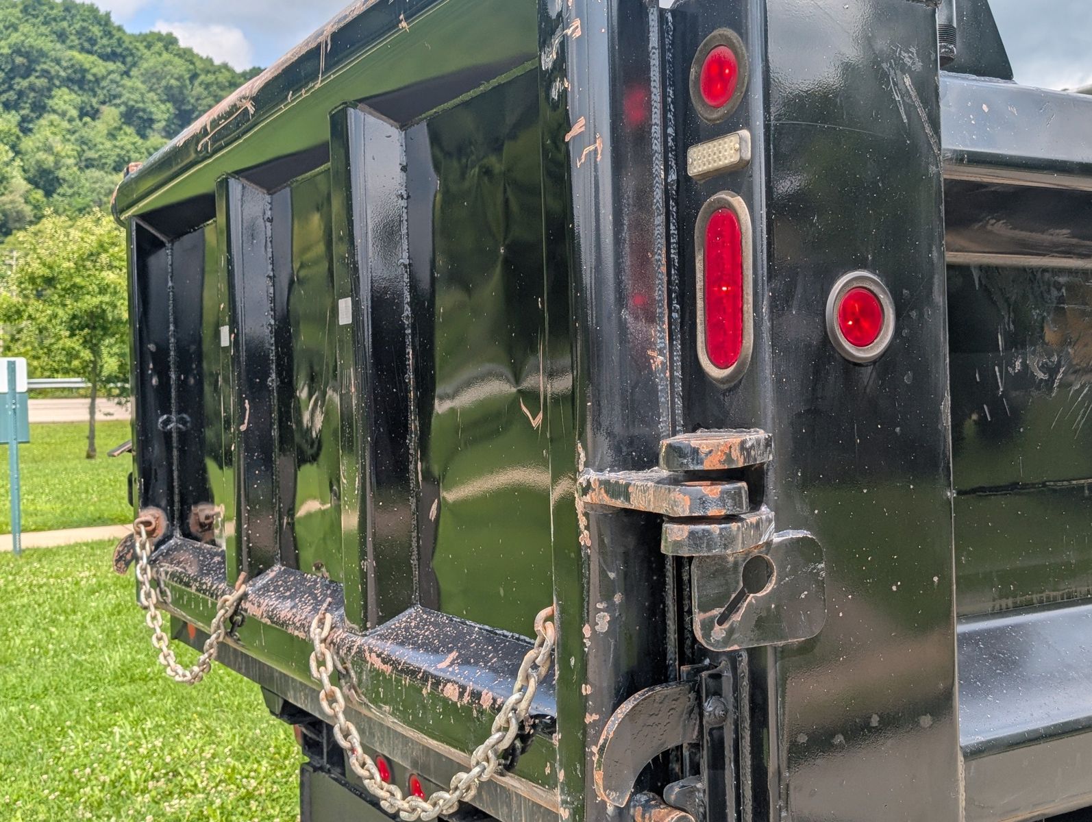 2015 Ford F-750 103