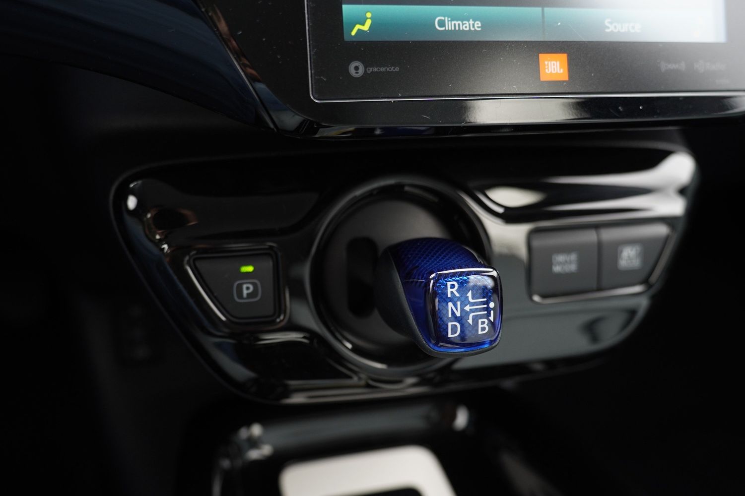2018 Toyota Prius Four Touring photo 23