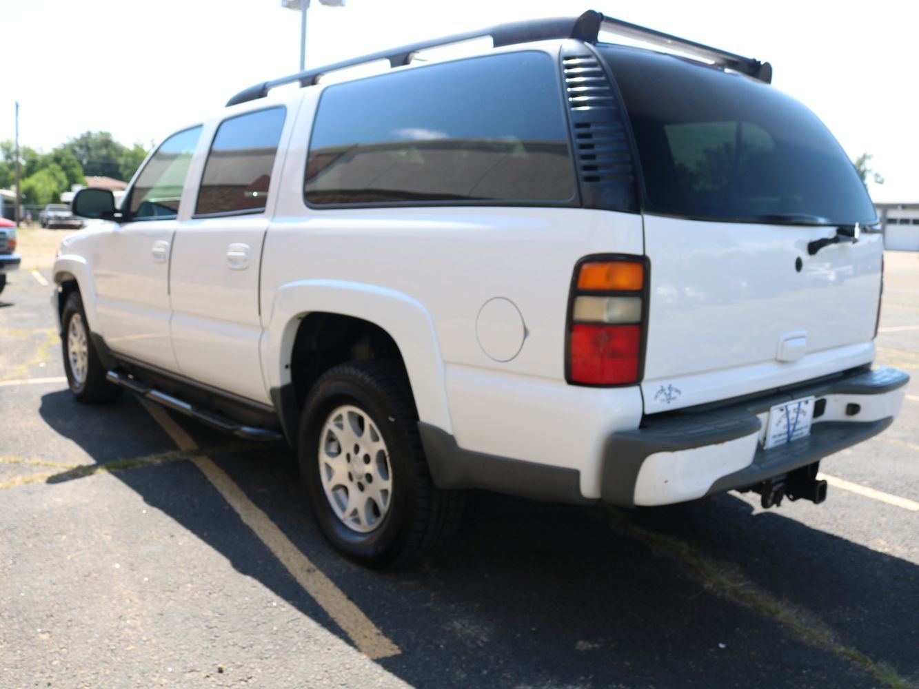 2004 Chevrolet Suburban 1500 Ls 