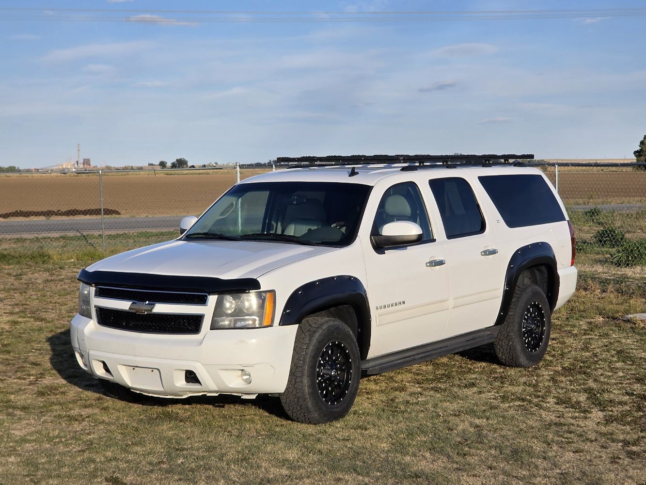2010 Chevrolet Suburban's photo