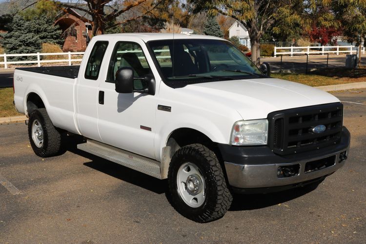 2007 Ford F-350 Super Duty XL | Victory Motors of Colorado