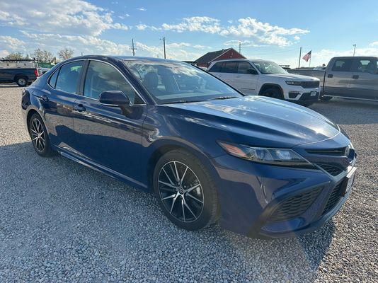 2024 Toyota Camry SE