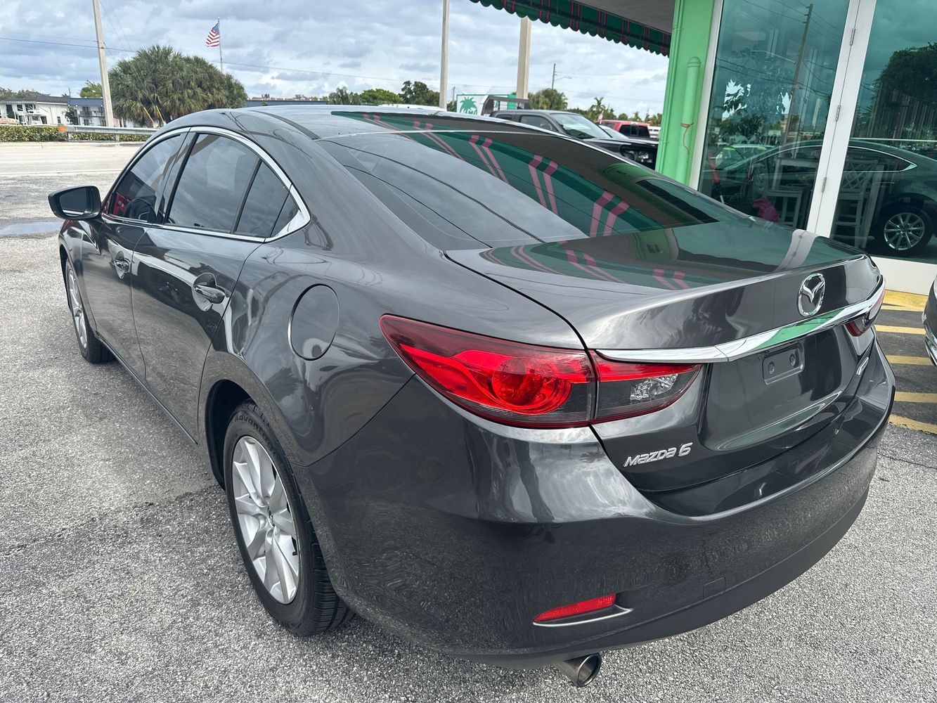 2017 Mazda Mazda6 Sport photo 4