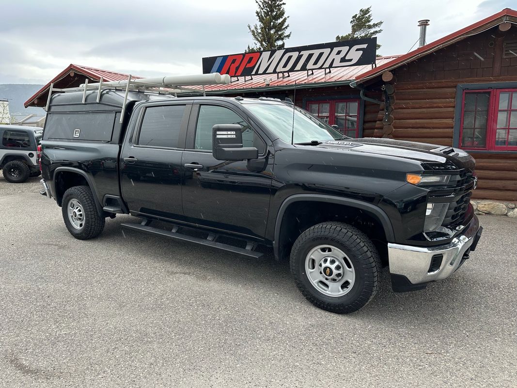 2024 Chevrolet Silverado 2500HD Work Truck Crew Cab 4WD