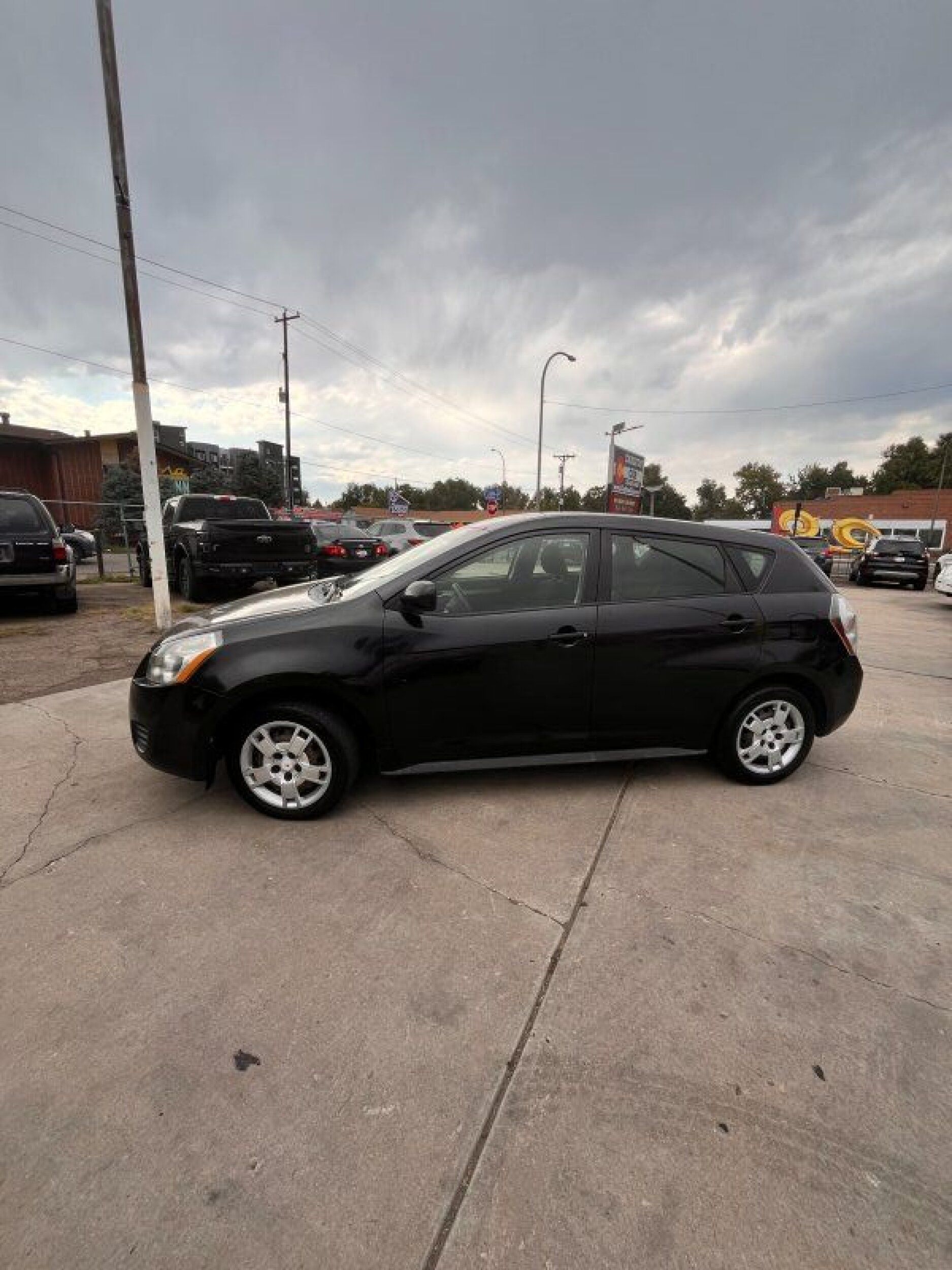 2010 Pontiac Vibe - Black exterior view 5