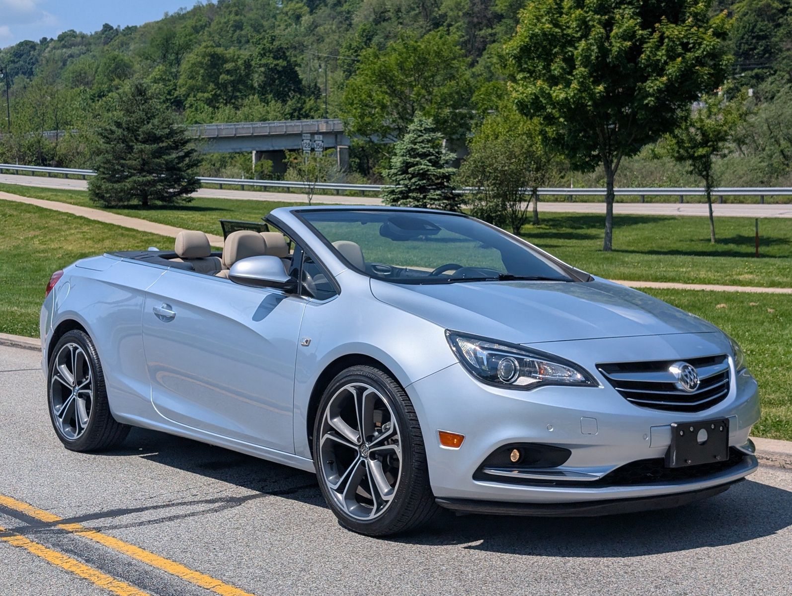 2016 Buick Cascada 11