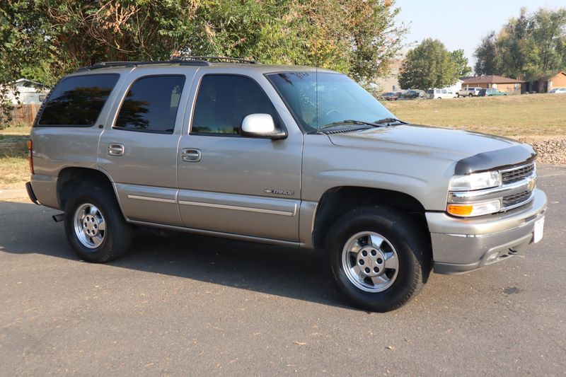 2000 Chevrolet Tahoe Photos