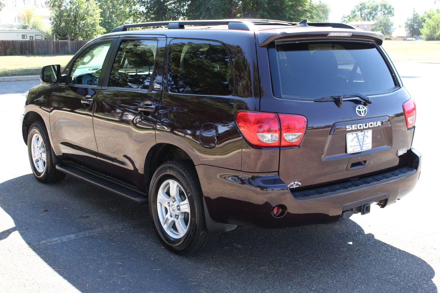 Toyota sequoia sr5