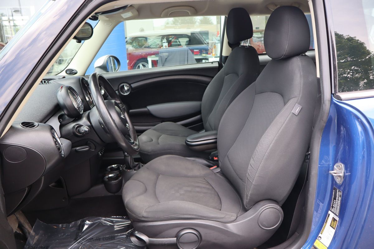 2012 MINI Cooper Hardtop 