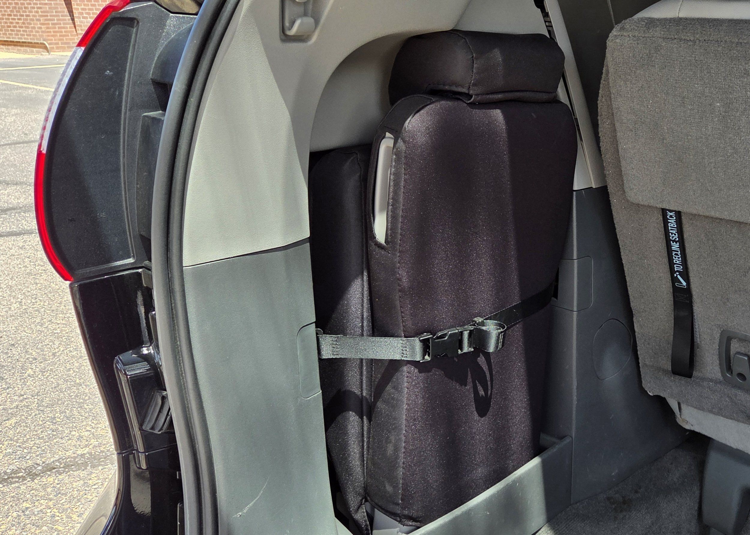 2018 Toyota Sienna XLE - Photo 26