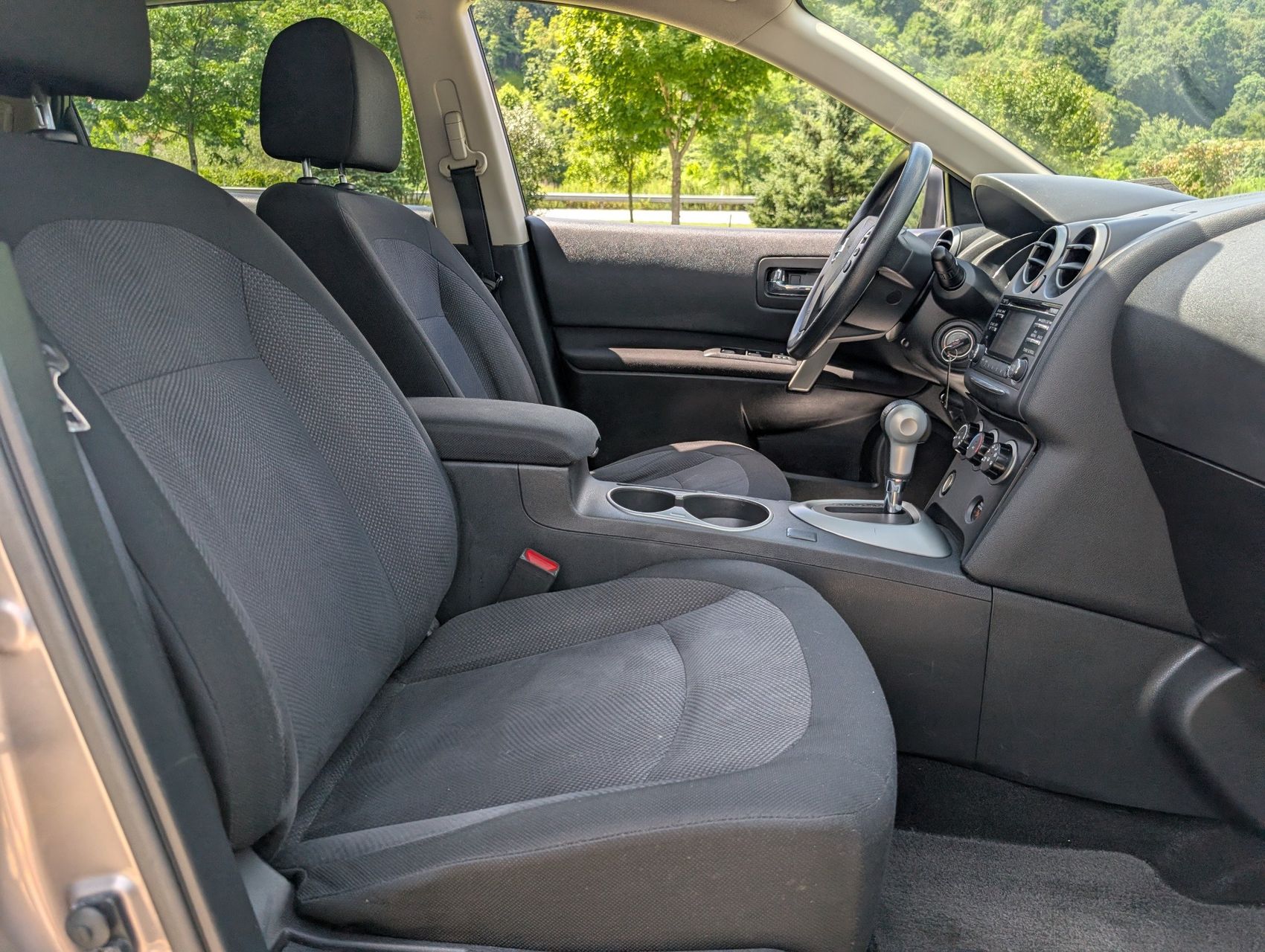 2012 Nissan Rogue 53