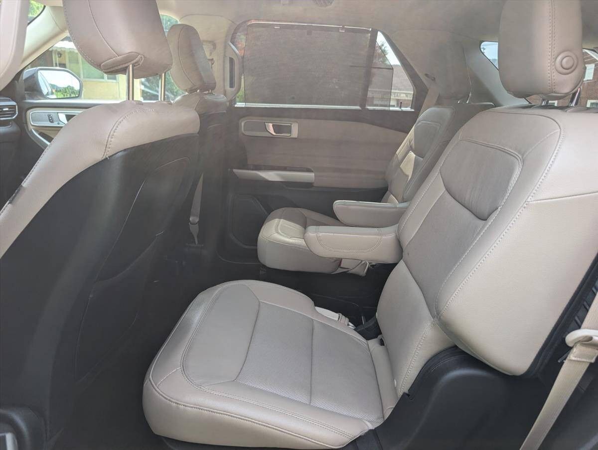 2020 Ford Explorer Hybrid Limited photo 29
