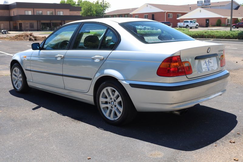 2002 BMW 325XI AWD | Victory Motors of Colorado