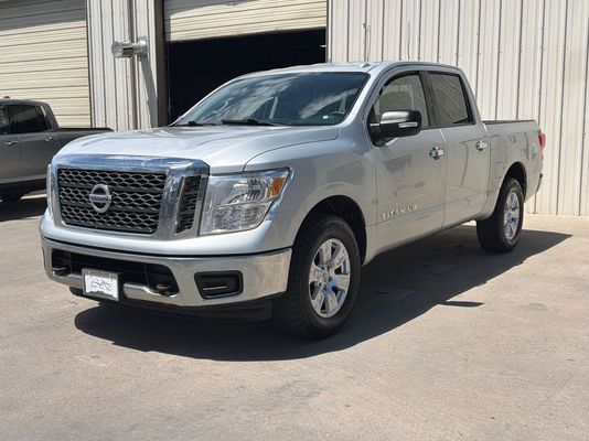 2018 Nissan Titan