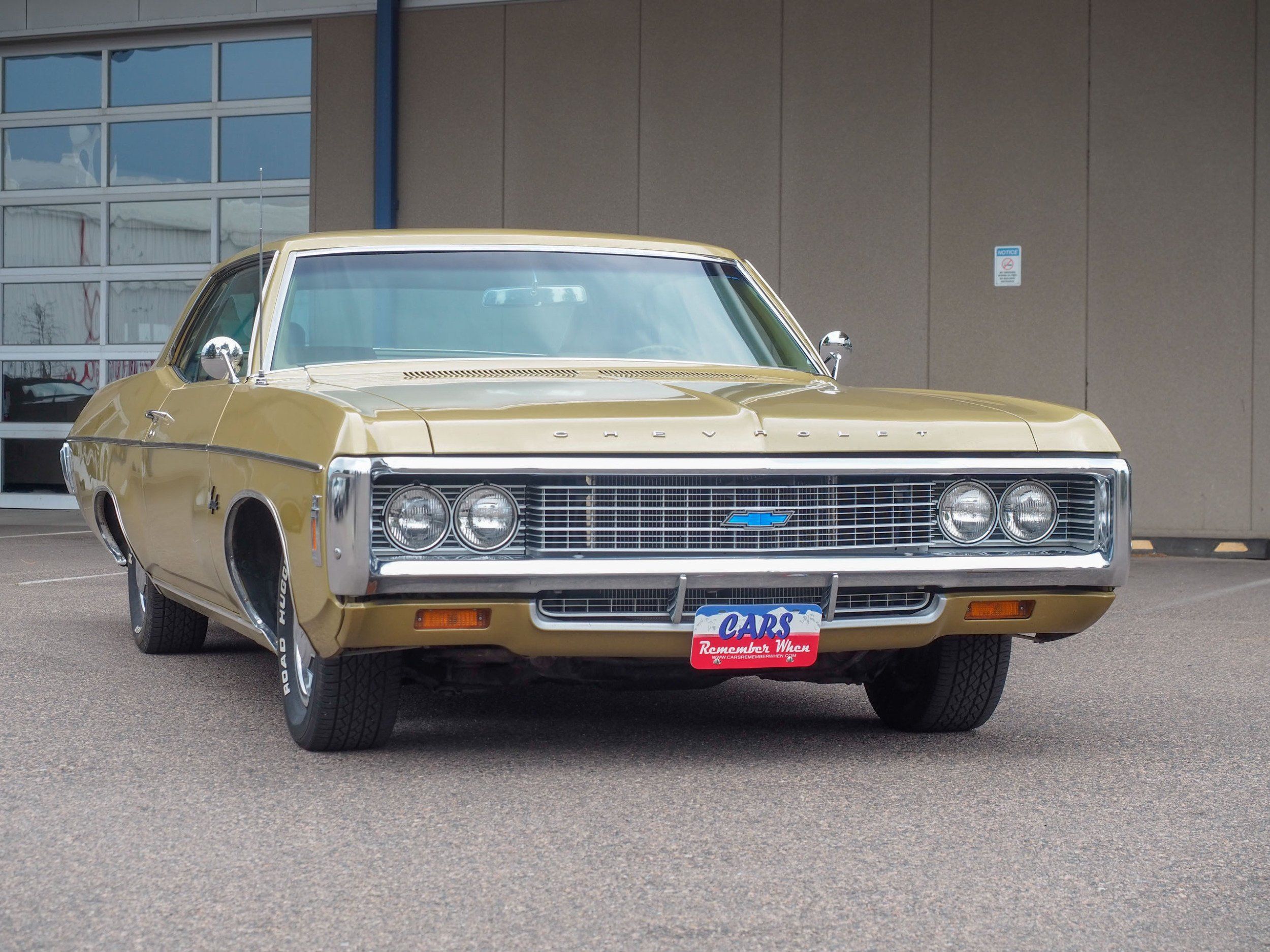 1969 Chevrolet Impala Gold 350