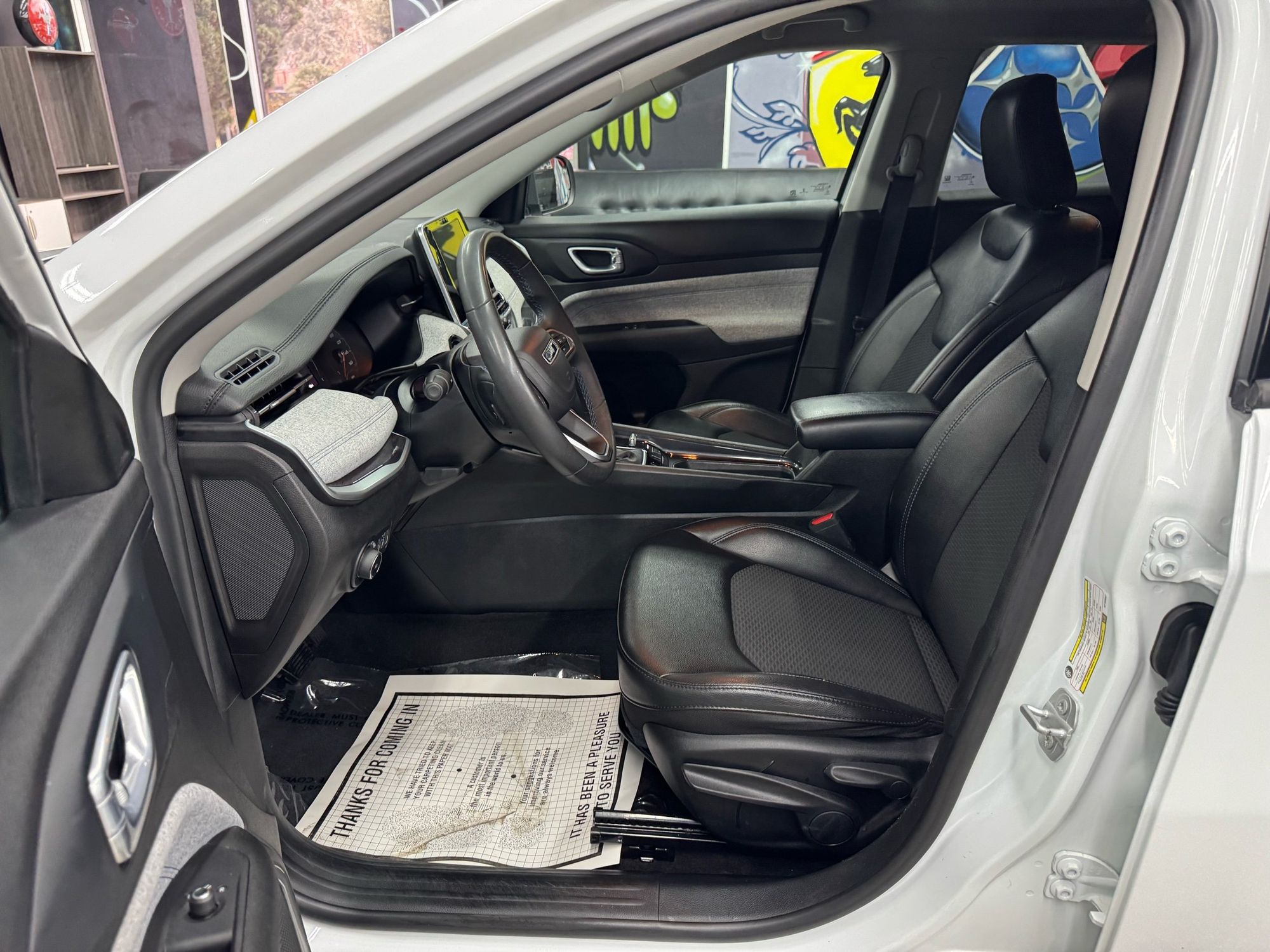 2022 Jeep Compass North Edition Latitude photo 8