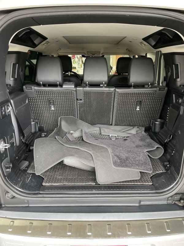 2022 Land Rover Defender SE - Photo 14