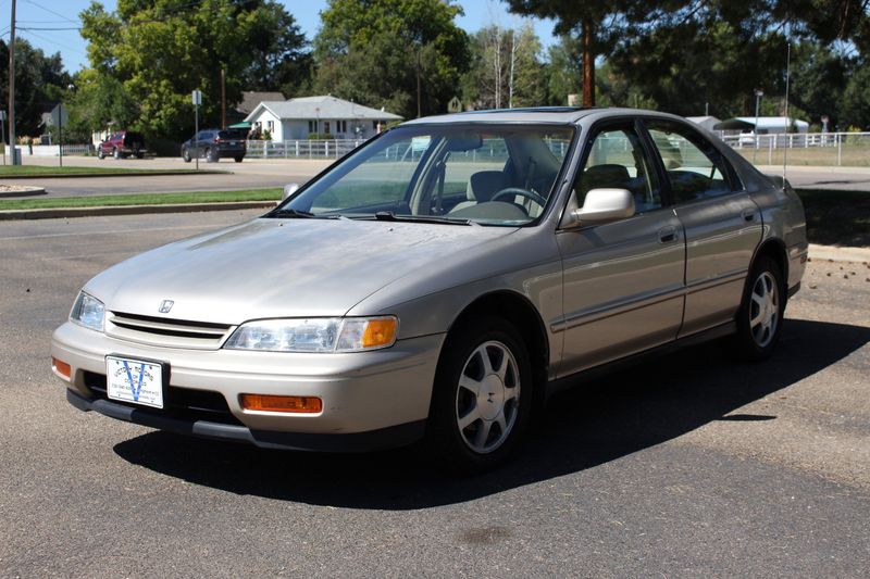 1994 Honda Accord Photos