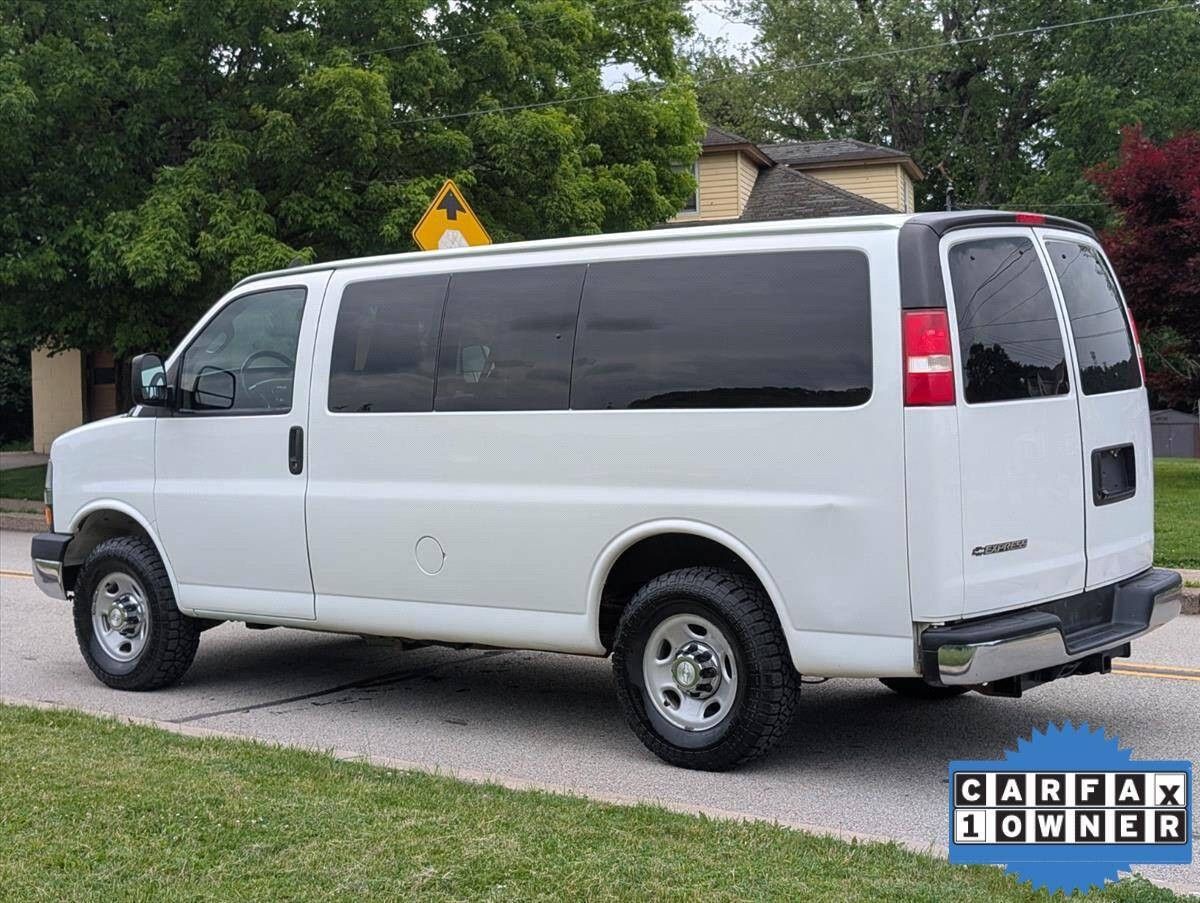 2018 Chevrolet Express 10