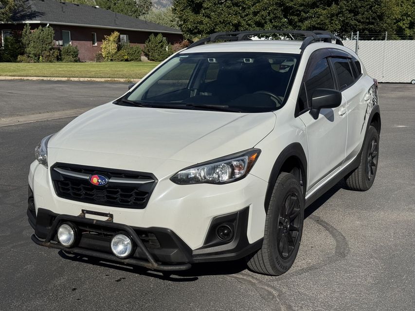 2019 Subaru Crosstrek — 2.0i, photo 1 of 16