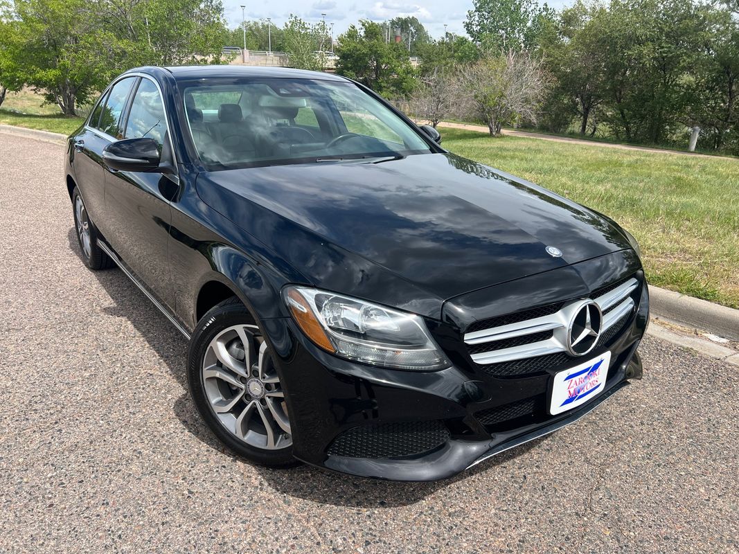 2017 Mercedes-Benz C 300 C300-4M