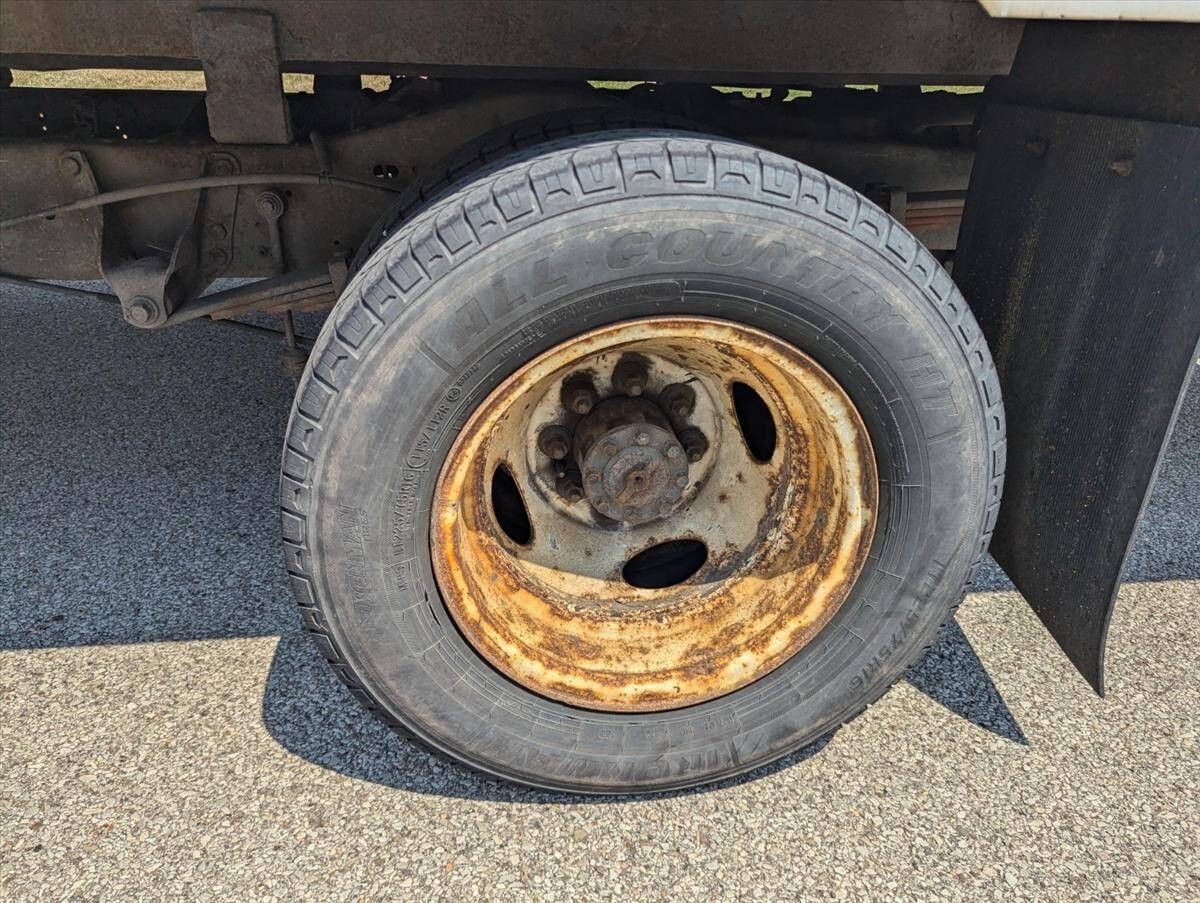 2016 Ford E-Series 44