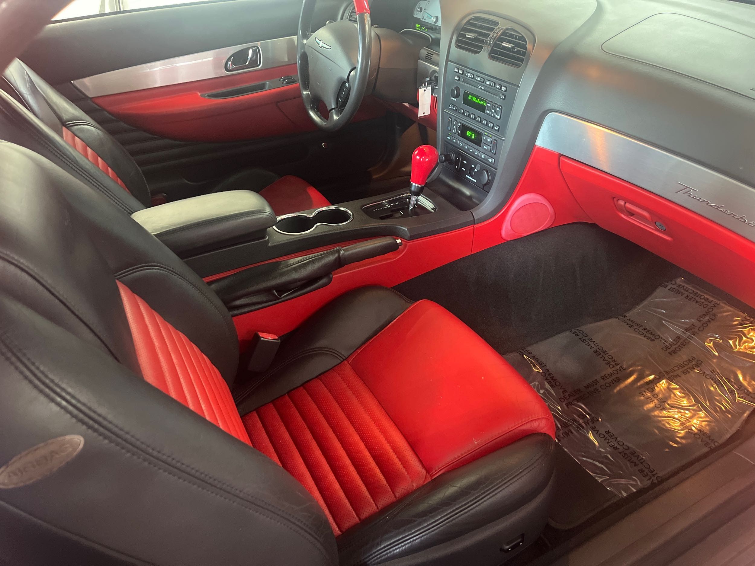2002 Ford Thunderbird Base photo 19
