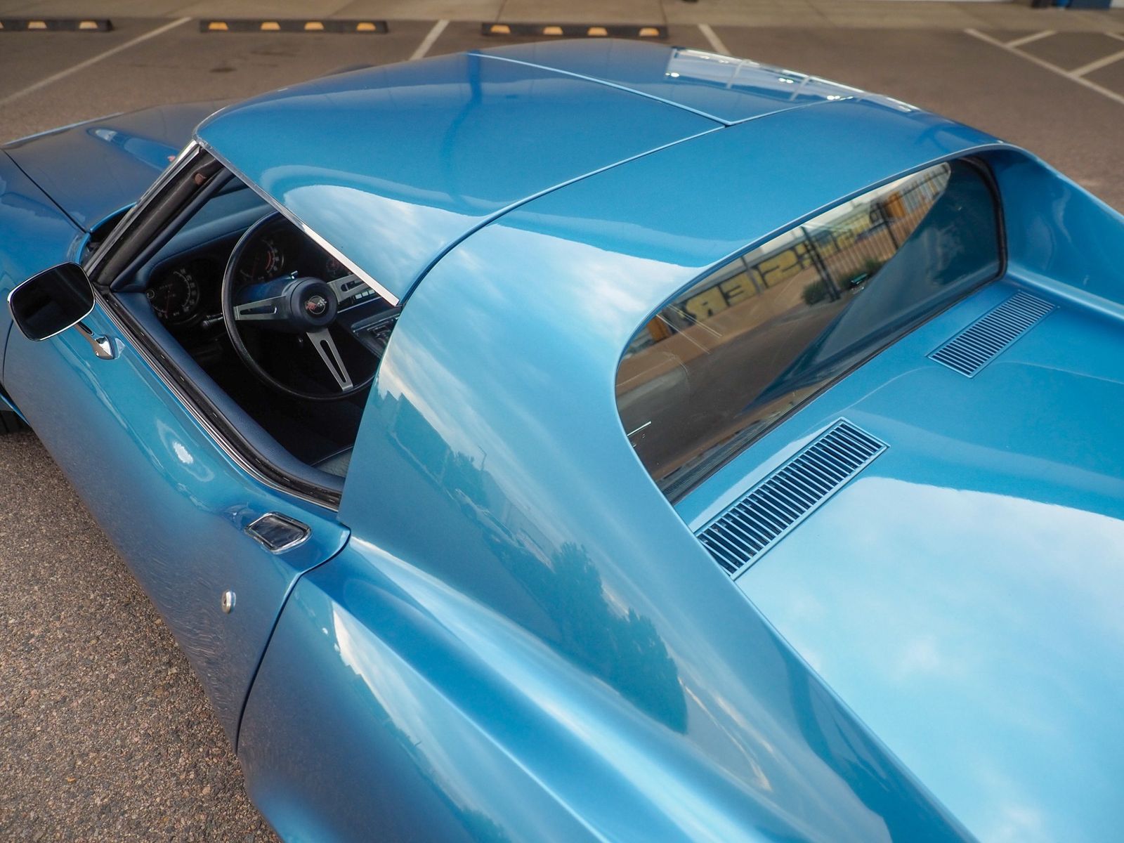 1973 Chevrolet Corvette 26