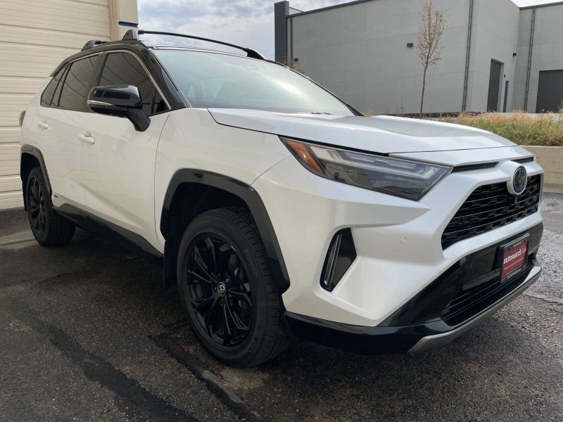 2023 Toyota RAV4 XSE - Photo 7