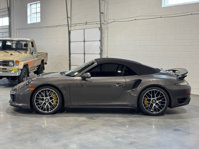 2015 Porsche 911 Turbo S, photo 2