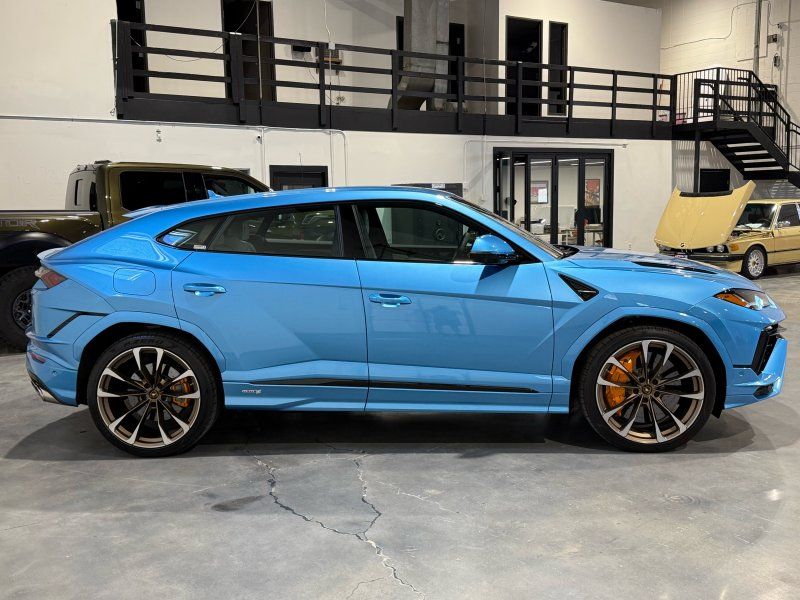 2023 Lamborghini Urus S, photo 6